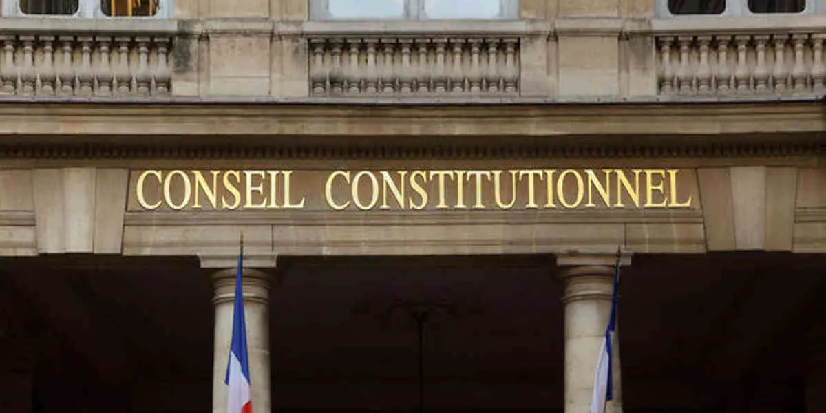 Le Conseil constitutionnel censure la suppression des ZFE et l'assouplissement des règles sur l'artificialisation des sols
