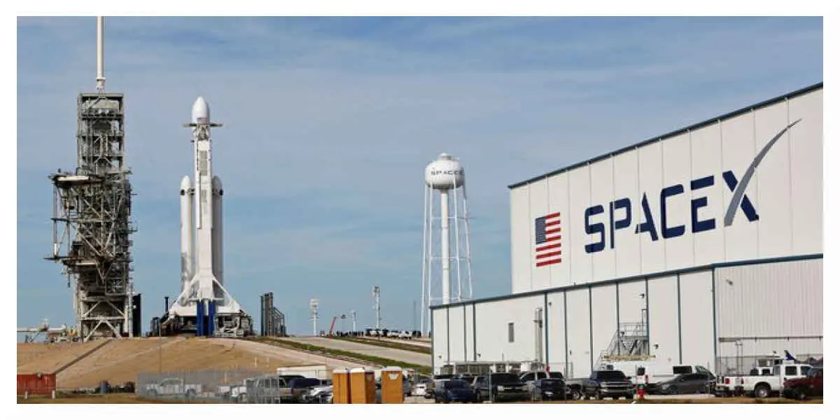spacex-falcon- - Votre Actualité au Quotidien La fusée Falcon 9 a fait un trou de 900 kilomètres dans la ionosphère
