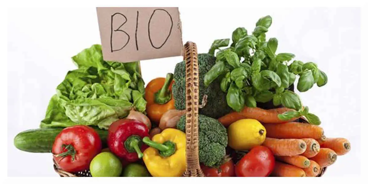 Des fruits et légumes poussés sous serres chauffées!