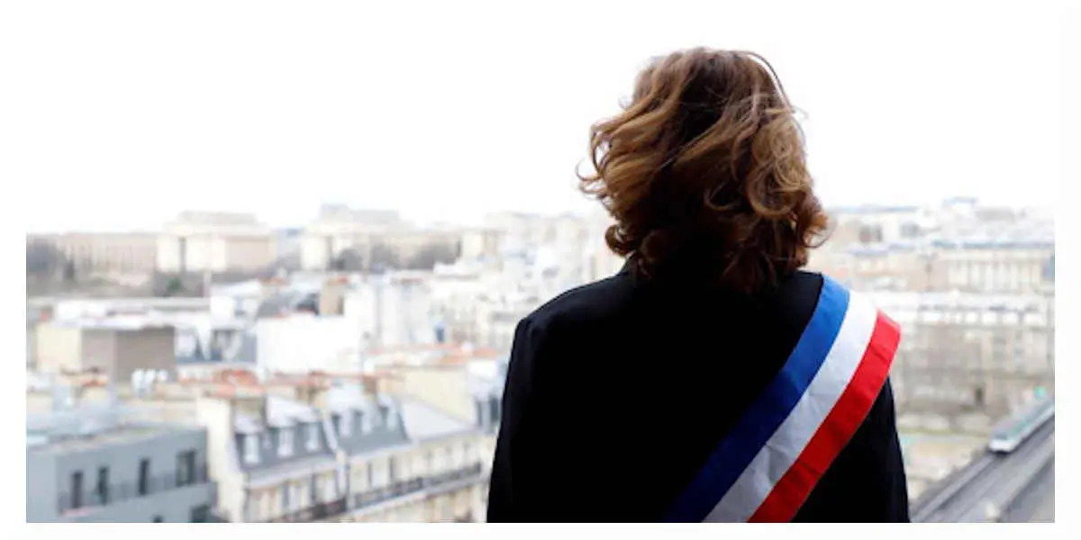 Femme-maire - Votre Actualité au Quotidien Congrès des maires : une enquête confirme l'augmentation des incivilités et des violences contre les maires