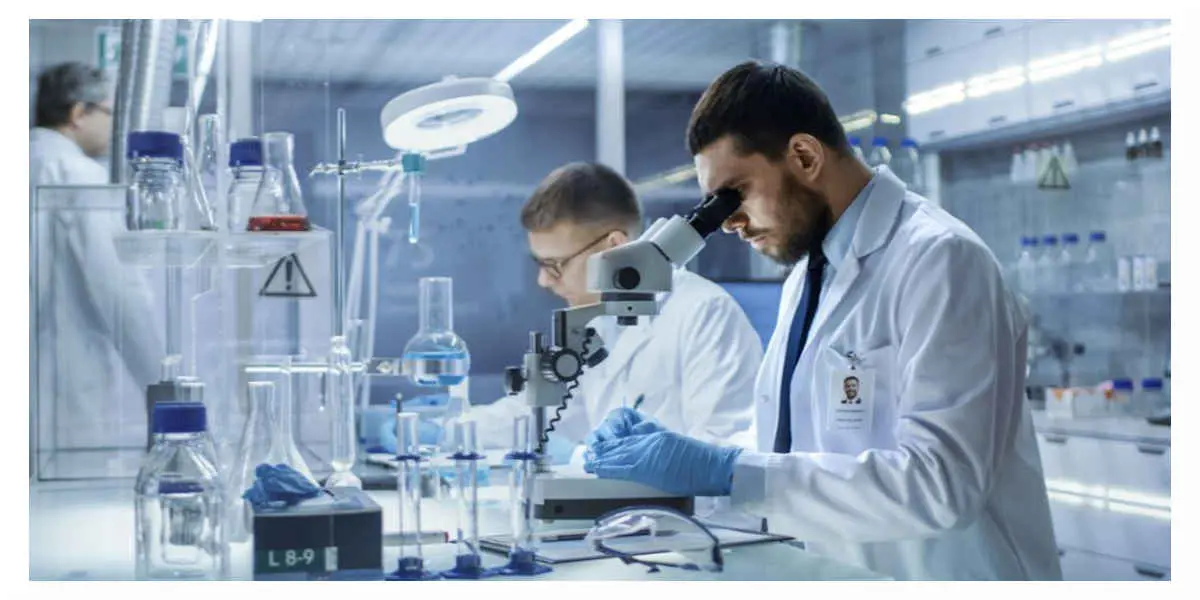 Le laboratoire Roche compte lancer fin septembre un test rapide du Covid-19