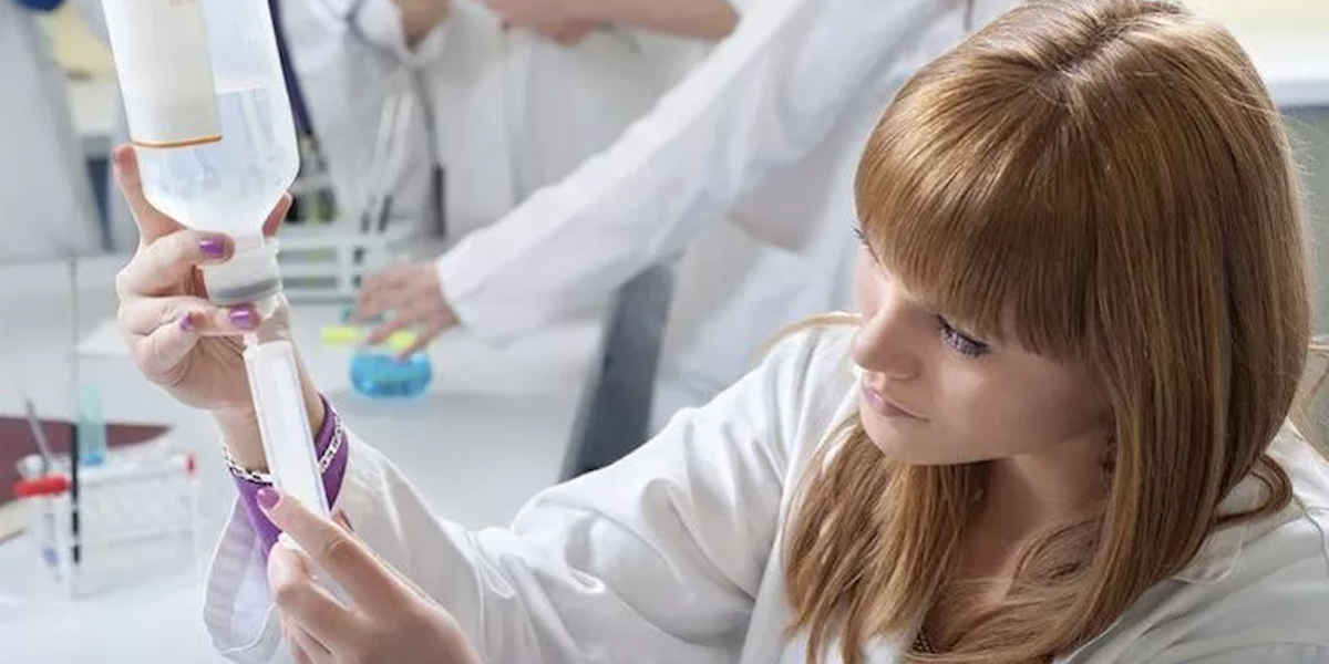 Les soignants semblent s'être résolus à se faire vacciner et ne pas attendre la date butoir