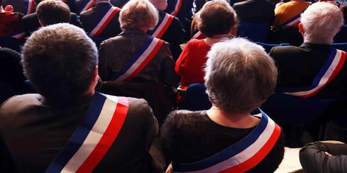 Plus de 1 500 élus locaux appellent les députés à voter pour la régulation des médecins