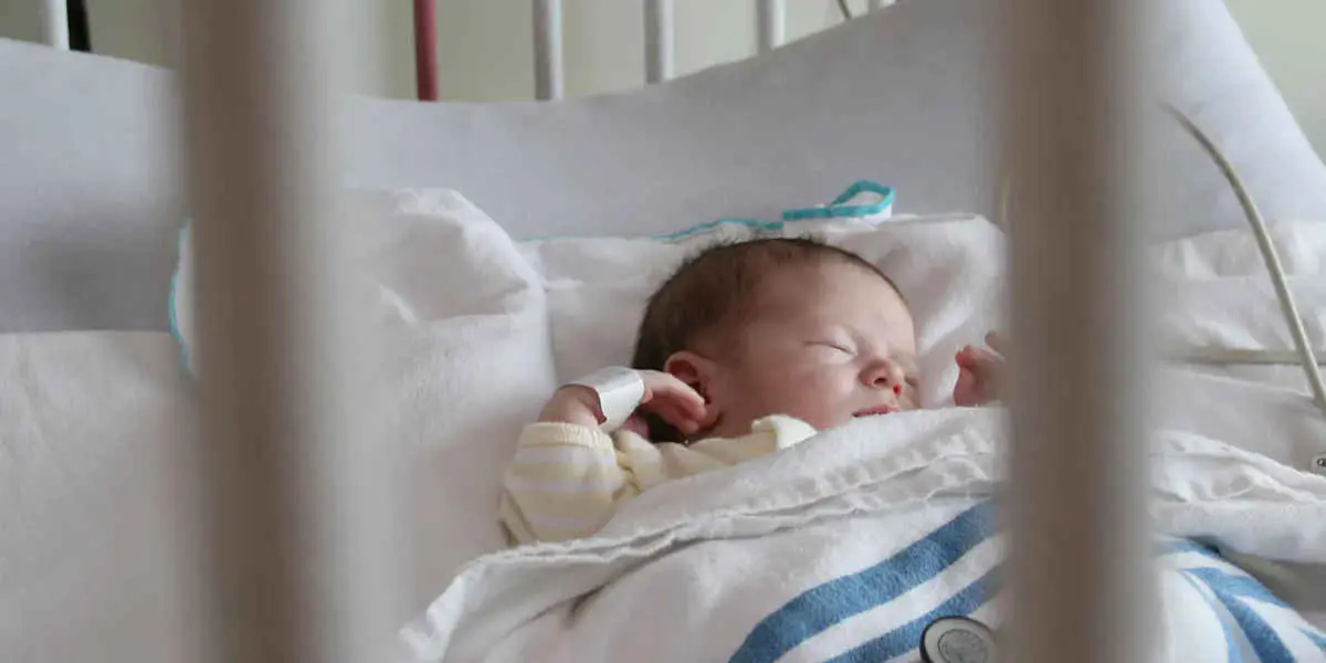 Un nouveau variant de la Covid-19 détecté sur un bébé au États-Unis