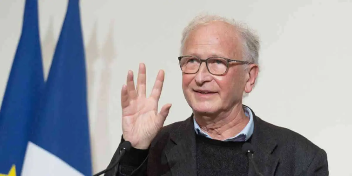 Alain FISCHER Faudra-t-il bientôt remettre son masque dans les trains ?