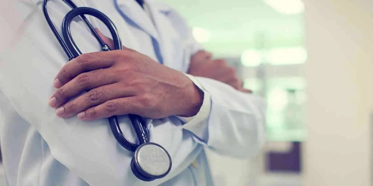 Covid-19 : Une centaine de médecins réclame l’obligation vaccinale pour les soignants