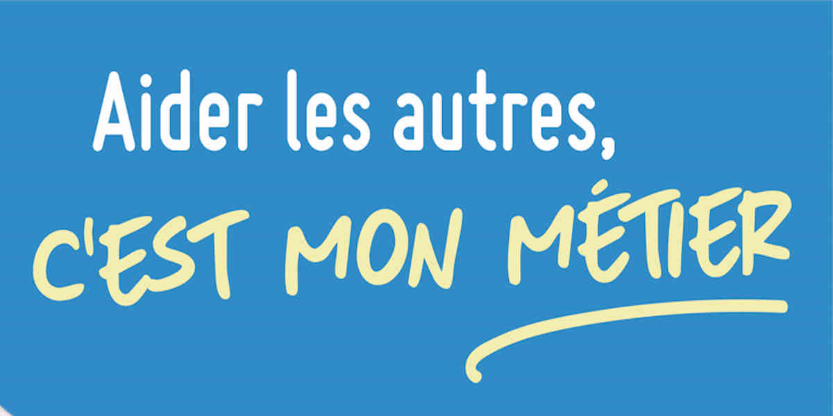 Aides à domicile : l’État promet une hausse 