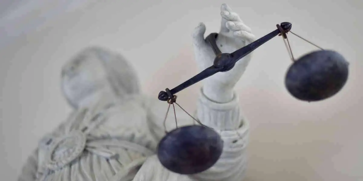 Porno : Un procès requis contre 17 hommes pour violences sexuelles
