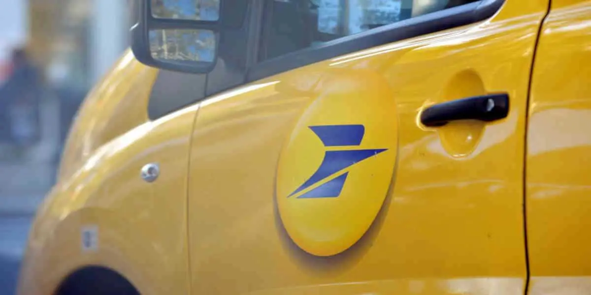 La Poste vous invite à créer... votre identité numérique