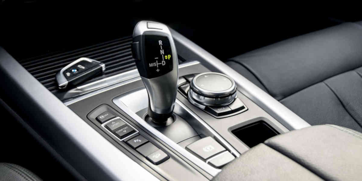 Voitures neuves : 54 % des voitures achetées sont majoritairement des boites automatiques 