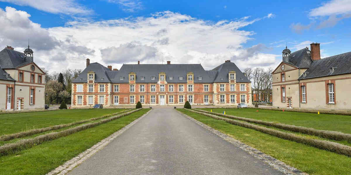 L’État brade un magnifique domaine de recherche publique