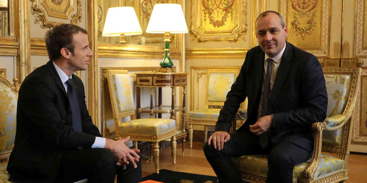 Emmanuel Macron drague la CFDT