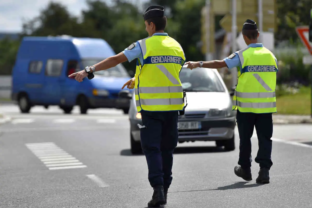 30 permis retenus et 16 véhicules mis en fourrière après des contrôles routiers