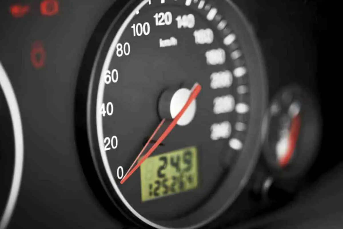 Plus de retraits de points pour les petits excès de vitesse à partir du 1er janvier 2024