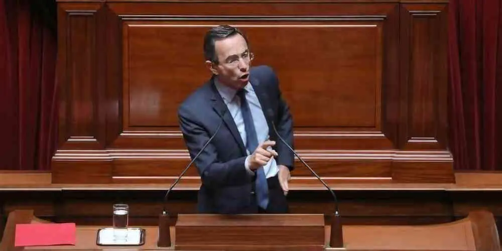 Bruno RETAILLEAU - Votre Actualité au Quotidien Il va être interdit aux détenteurs de passeports diplomatiques algériens de venir en France sans visa