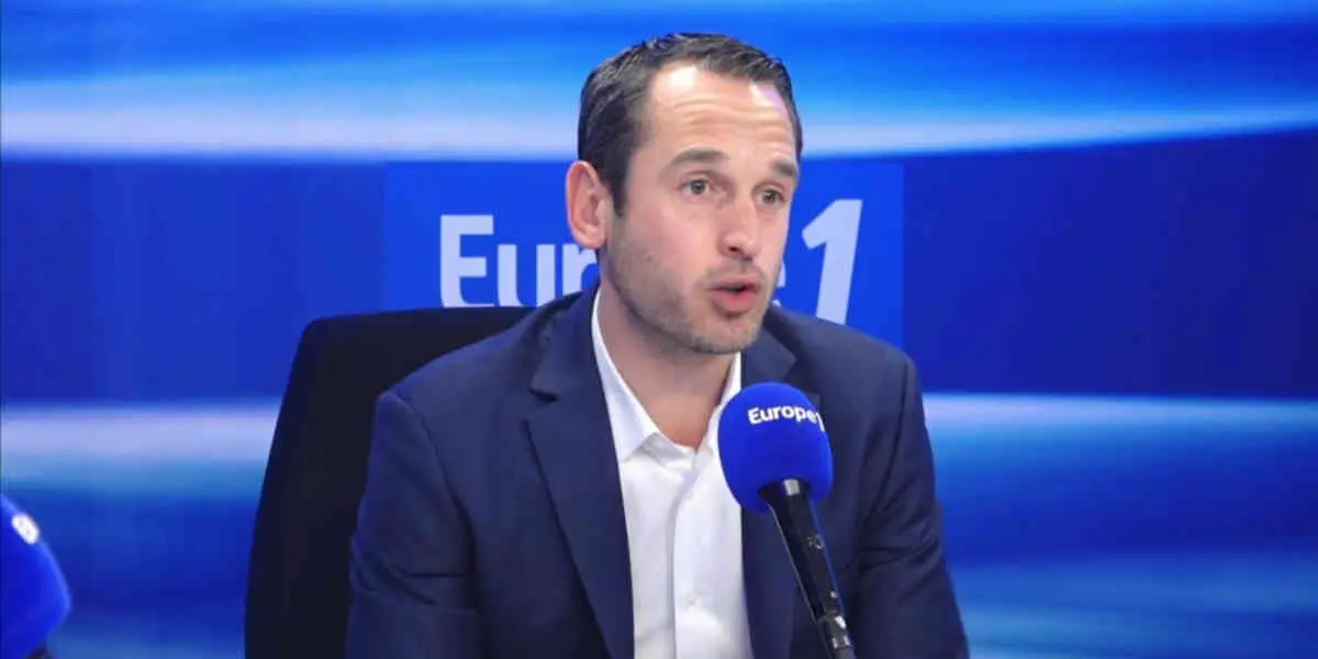 Pierre JOUVET