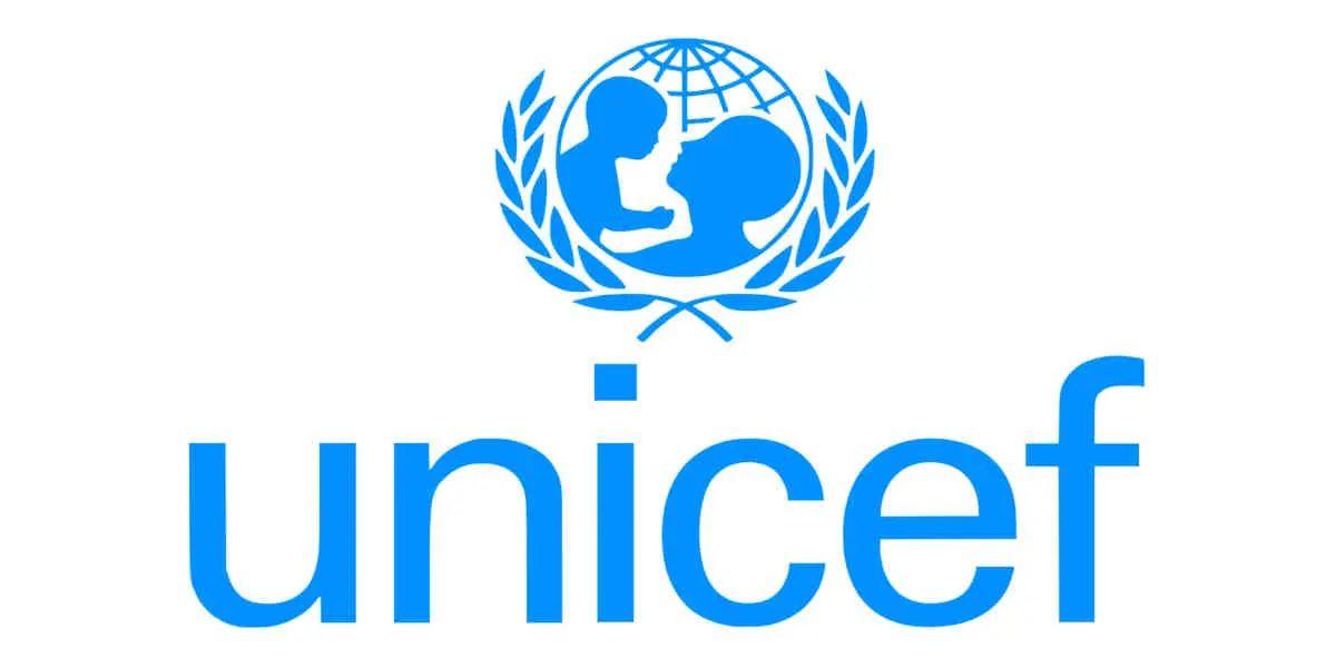 Couleur-logo-UNICEF - Votre Actualité au Quotidien Enfance : les engagements d'Emmanuel Macron