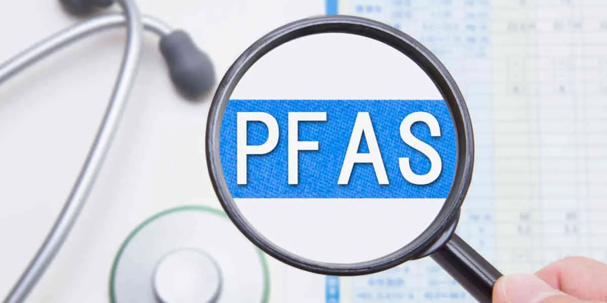 PFAS-1 - Votre Actualité au Quotidien L'Assemblée nationale a définitivement restreint la fabrication et la vente de produits contenant des PFAS