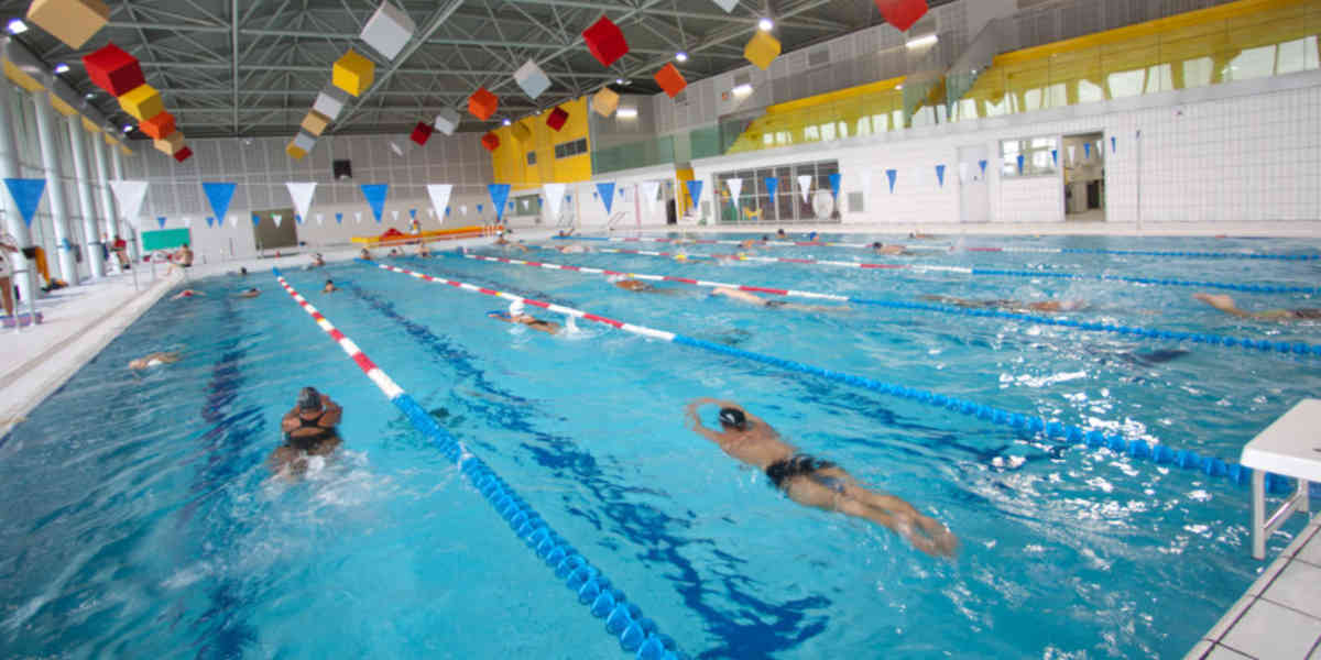 Matières fécales : En Espagne, des dizaines de piscines contraintes de fermer cet été