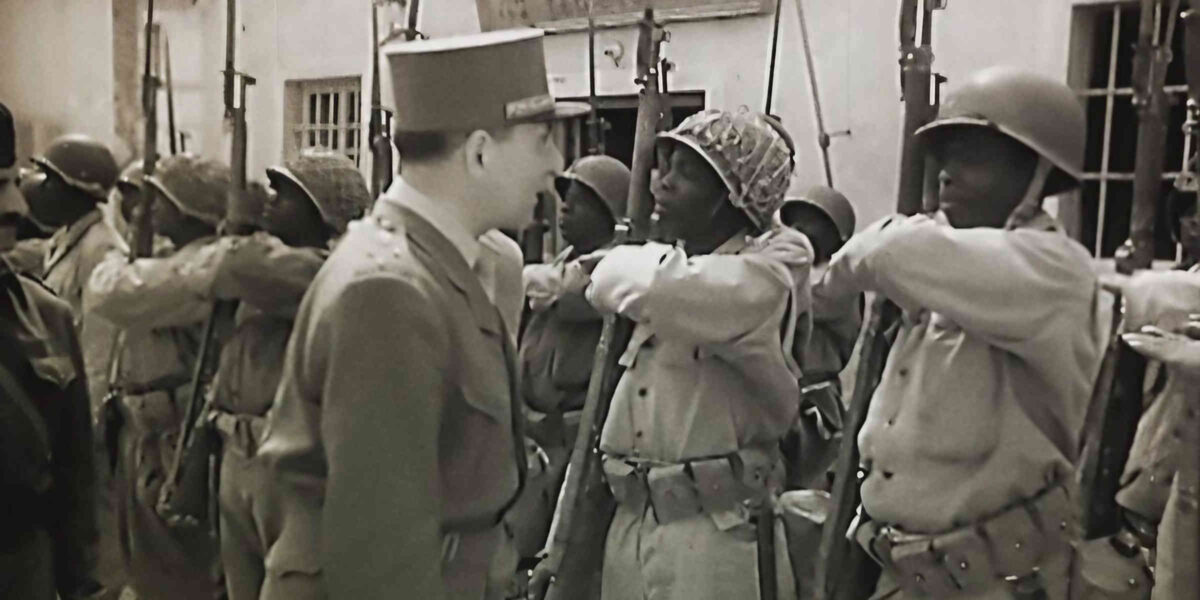 Le massacre de tirailleurs par l'armée française, en 1944 au Sénégal