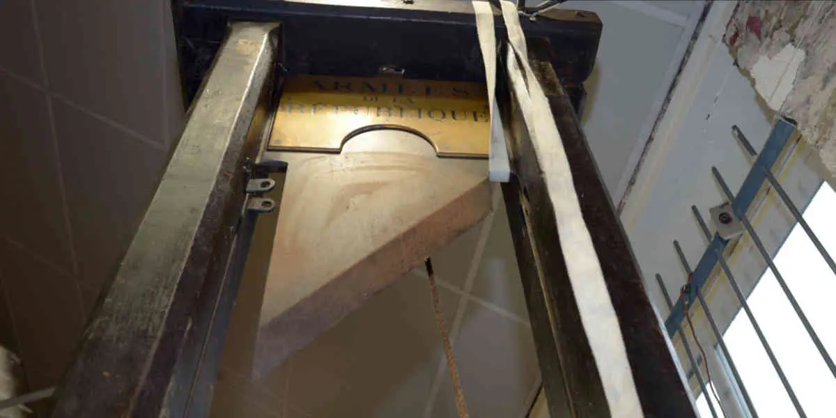 L'une des dernières guillotines de France exposée au Mucem