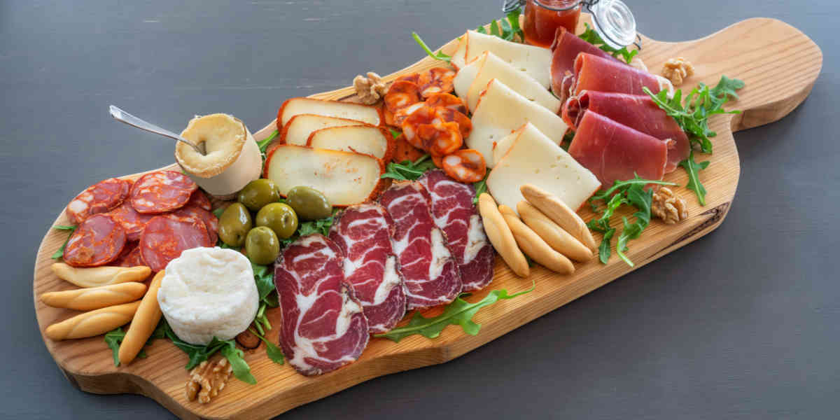 Listériose : la hausse du nombre de cas est liée au vieillissement de la population