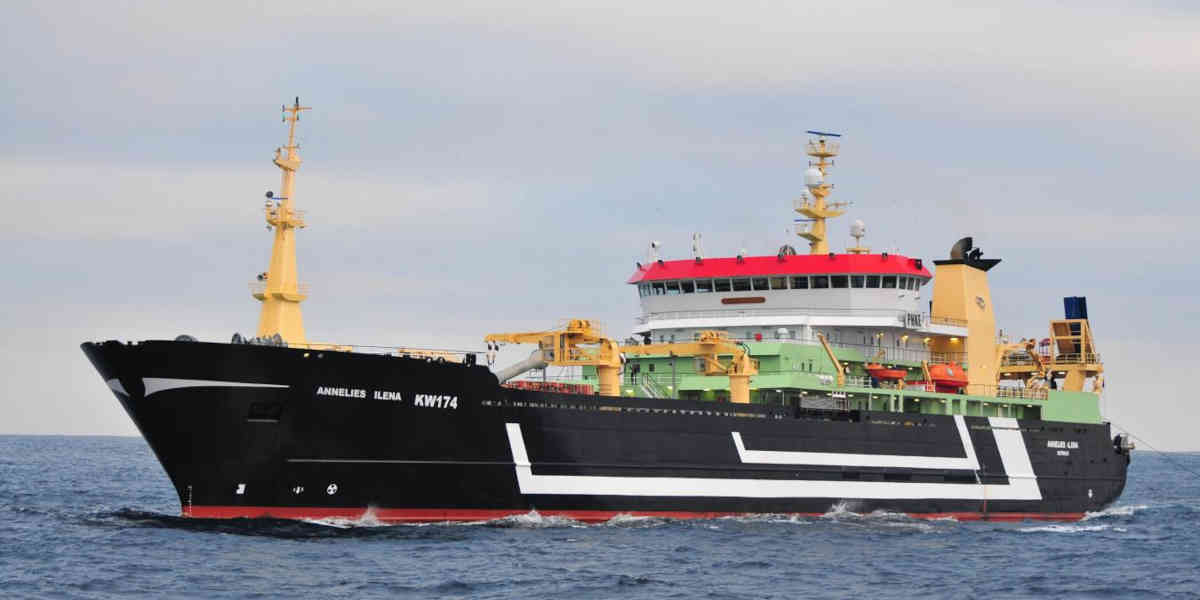 L'un des plus imposants chalutiers au monde suscite des préoccupations parmi les pêcheurs français