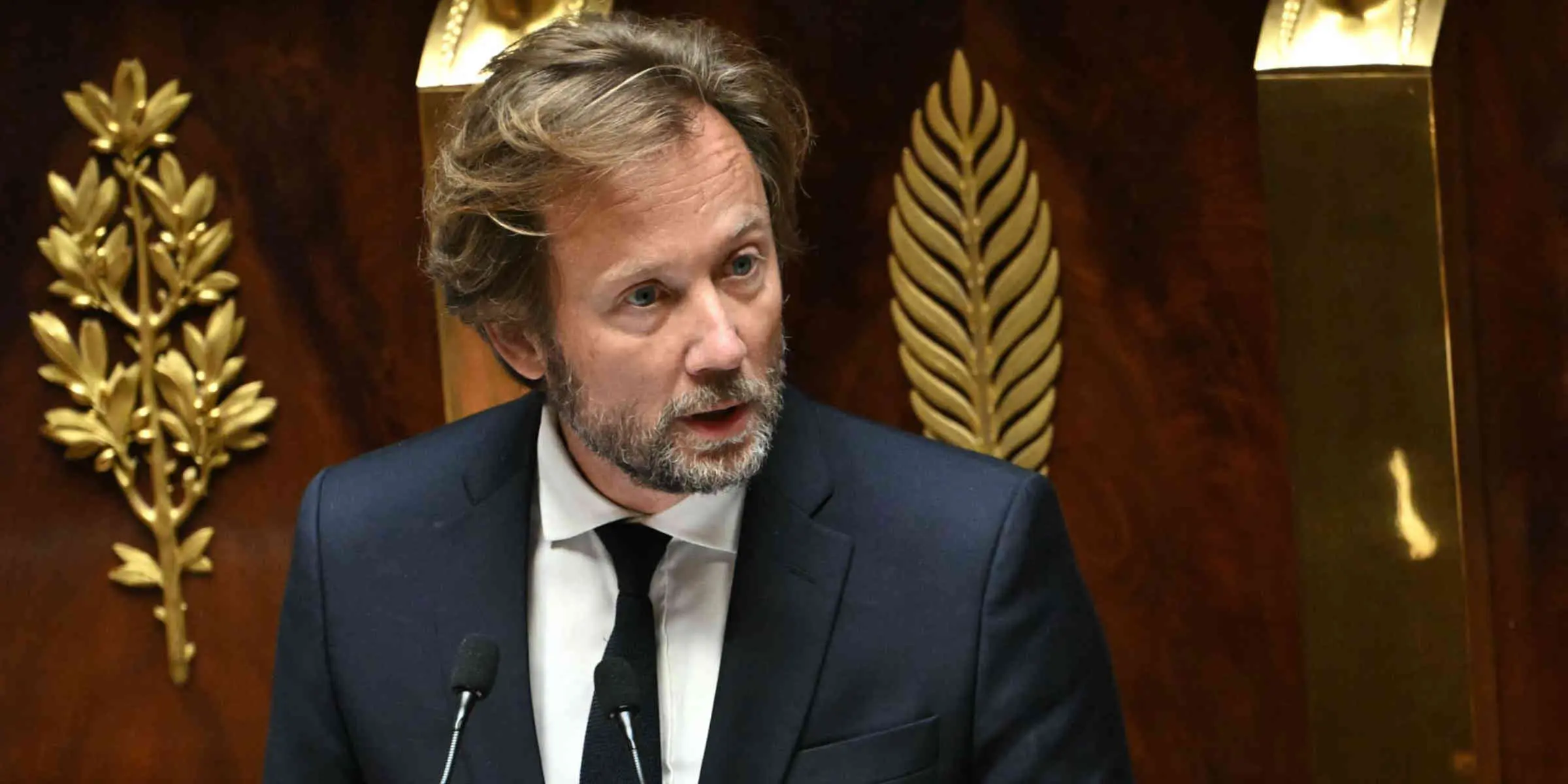 Désaccord : le patron des députés socialistes Boris Vallaud quitte la direction du PS