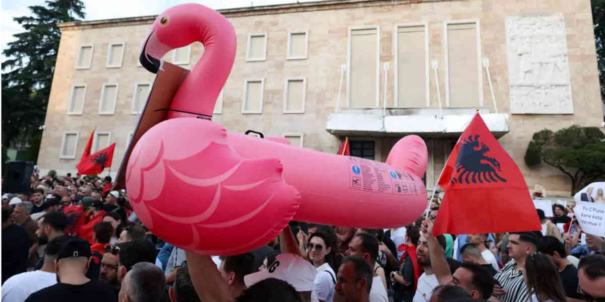 Albanie_ la mobilisation contre le projet immobilier de la famille Trump - Votre Actualité au Quotidien Une mobilisation populaire en Albanie contre la famille Trump