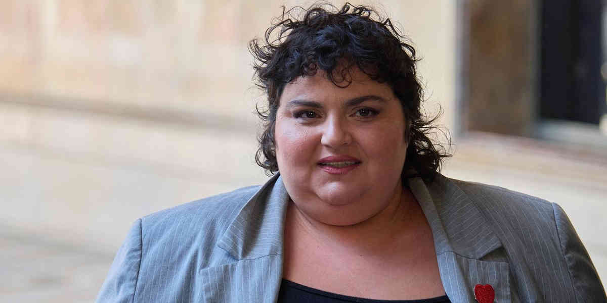 Barbara-Butch - Votre Actualité au Quotidien La France insoumise exprime son incompréhension face à la plainte de la DJ Barbara Butch concernant le droit de critiquer ses choix politiques.