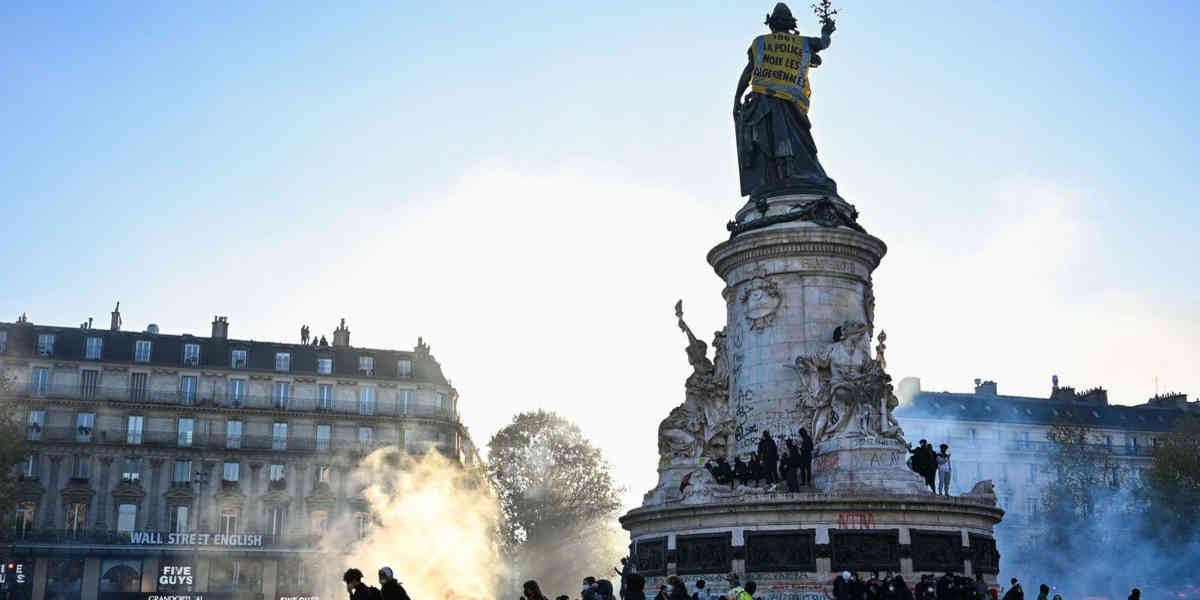 Les couvre-feux ont été respectés mais suscitent de la colère