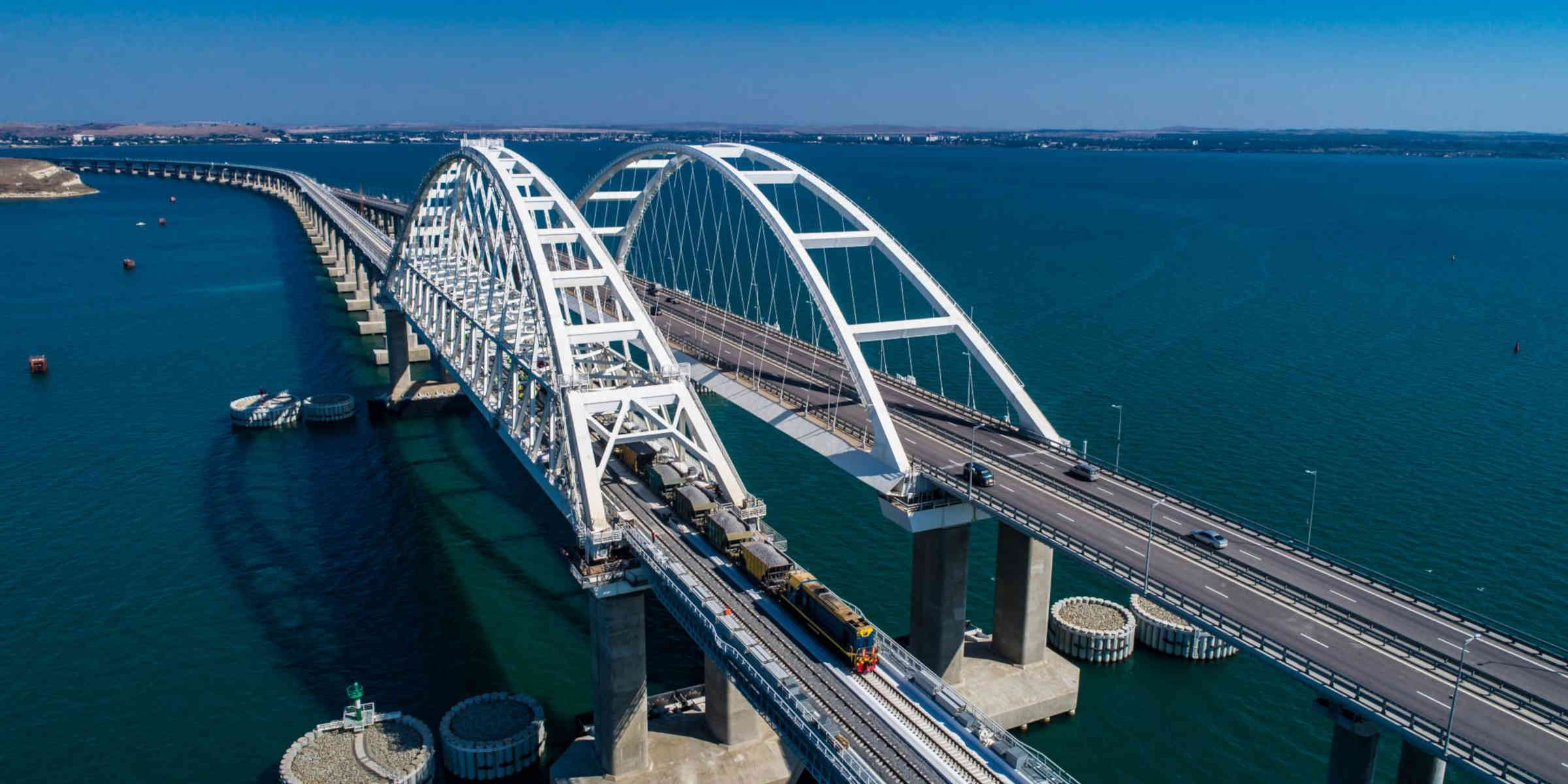 La Russie a renforcé la sécurité du pont de Crimée. Pourquoi ?